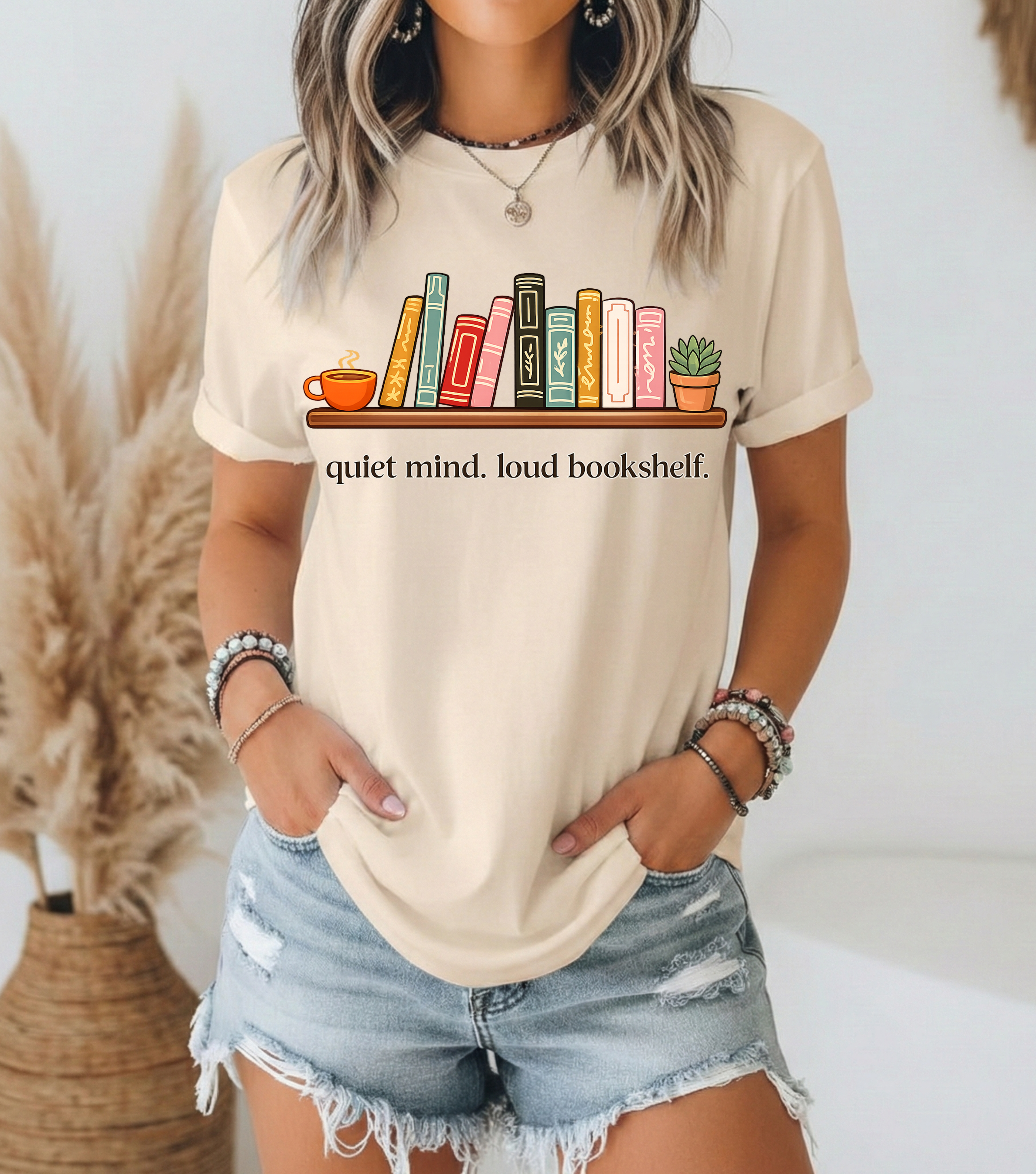 Quiet Mind. Loud Bookshelf. Tee